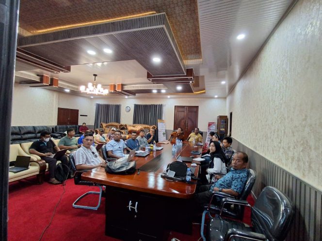 
					Rapat Bapperinda Papua Tengah terkait penyerapan dana otsus. Foto: Vero/KabarPapua.co