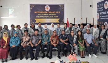 Musyawarah Cabang (Muscab) ke-III Ikatan Bidan Indonesia (IBI) Cabang Kabupaten Kepulauan Yapen . Foto: Humas Pemkab Yapen