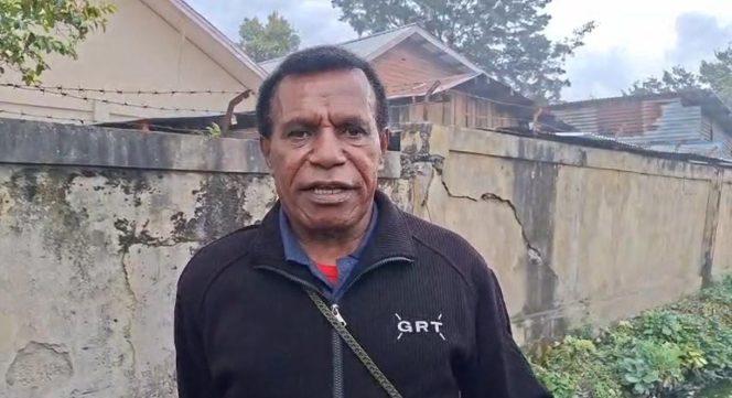 
					Ketua Lembaga Masyarakat Adat (LMA) Kabupaten Jayawijaya, Herman Doga. Foto: ist