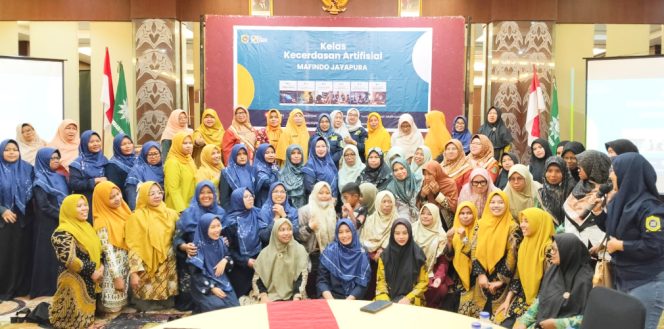 
					Foto bersama para trainer, asisten trainer, dan panitia pelaksana dari Mafindo Wilayah Jayapura dengan para peserta usai kegiatan AI Goes to School (AIGTS) di Kota Jayapura. (Foto dok: Mafindo Wilayah Jayapura)