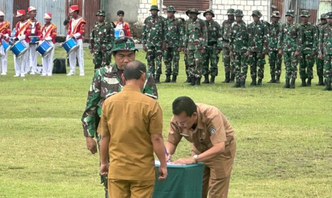 
					Upacara pembukaan TMMD di Yapen. Foto: Humas Pemkab Yapen