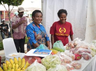 Gerakan Pangan Murah di Papua. Foto: BI Provinsi Papua