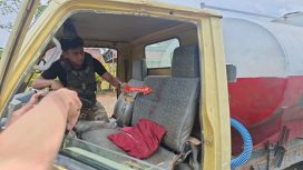 Truk pengangkut air bersih ditembaki di Dekai Yahukimo. Foto: Humas Polda Papua.