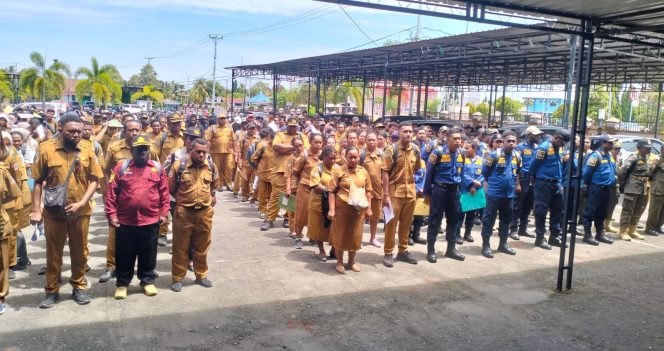 
					Sebanyak 874 CPNS Provinsi Papua Tengah formasi 2024 menerima Surat Tanda Tamat Pelatihan (STTP). Foto: Humas PPT