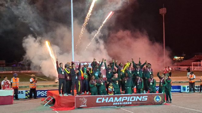 
					Selebrasi kemenangan Wamena United Juara Liga 4 PSSI Papua Pegunungan. Foto: Agris Wistrijaya/Kabarpapua.co