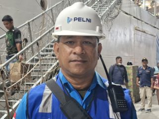 Kepala Cabang PELNI Serui, Whendy Richard Imkotta. (KabarPapua.co/Ainun Faathirjal)