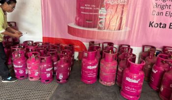 Salah satu distribusi LPG di Biak. Foto: Pertamina Patra Niaga Papua Maluku. 