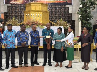 Peluncuran Sekolah Lansia di Kabupaten Jayawijaya. Foto: Agri s Wistrijaya/KabarPapua.co