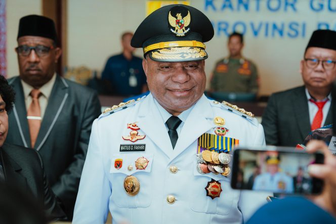 
					Gubernur Papua, Matius Fakhiri. Foto: ist