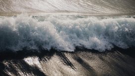 ilustrasi ombak di lautan. Foto: pexels