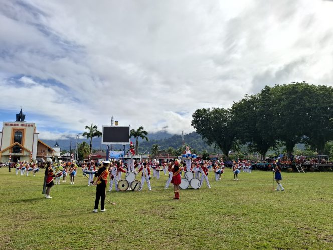 
					Peringatan Hardiknas di Serui, Kepulauan Yapen. Foto Ainun  Faathirjal/KabarPapua.co