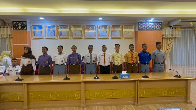 
					10 orang Paskibra tingkat Kota Jayapura yang dikirim ikut seleksi Paskibra tingkat nasional. Foto:ist