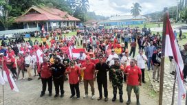 Kegiatan dimulai sejak pukul 08.00 WIT, diawali dengan apel bersama di Taman Gizi, Nabire yang dilanjutkan dengan pawai keliling kota. (KabarPapua.co/Agies Pranoto)