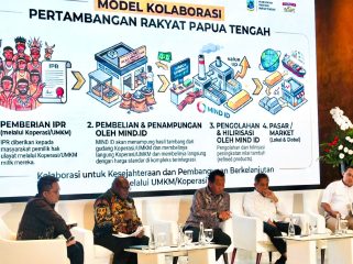 Gubernur Papua Tengah, meki Nawipa saat menjadi narasumber di Diskusi Panel Terpadu Indonesia Emas 2045.  Foto: Humas PPT 