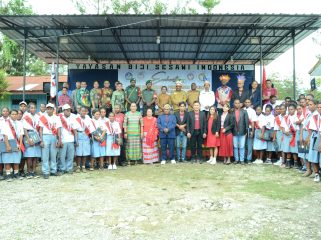 Kelulusan siswa yayasan Biji Sesawi Indonesia. Foto: Prokopim Jayawijaya 