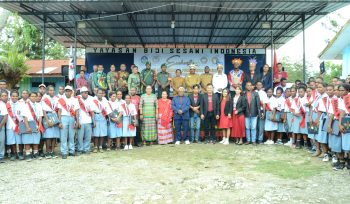 Kelulusan siswa yayasan Biji Sesawi Indonesia. Foto: Prokopim Jayawijaya 