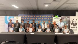 penandatanganan Memorandum of Agreement (MoA).
Kesepakatan ini menandai lahirnya Bismarck Solomon Seascape (BSS) Science Hub – University Partnership di bawah kerangka Coral Triangle Initiative on Coral Reefs, Fisheries and Food Security (CTI-CFF). Foto: ist