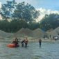 Pencarian korban putusnya Kali Uwe di Distrik Wouma, Kabupaten Jayawijaya. Foto: ist