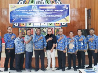 Foto bersama dalam pelatihan SIG, yang digelar di Aula Guest House Bapperida Provinsi Papua Tengah, Nabire. (KabarPapua.co/Agies Pranoto)