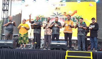 Gubernur Papua Matius D. Fakhiri saat membuka resmi Festival Colo Sagu 2026 di Kota Jayapura. (KabarPapua.co/Imelda)