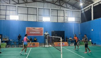 Turnamen Badminton Kapolres Cup Kepulauan Yapen. Foto: ist