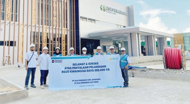 
					PLN dukung kelistrikan di RSUD Kwaingga Keerom. Foto: PLN Papua 