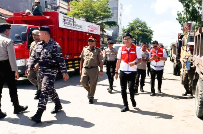
					Saat pelaksanaan Sidak Lintas Sektoral guna mengantisipasi  penyalahgunaan BBM bersubsidi di wilayah Kota Jayapura, Papua. (Foto dok: Pertamina)