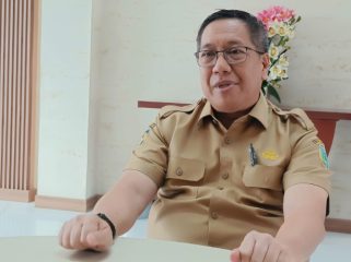Ketua Umum LPPD Provinsi Papua Tengah, Silwanus Soemoele. (KabarPapua.co/Agies Pramono) 