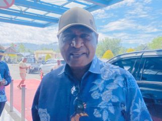 Wagub Papua Barat, Mohamad Lakotani yang juga Ketua Umum LPTQ Papua Barat. (KabarPapua.co/Yosias Wambrauw)