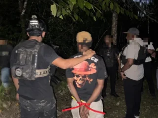 Terduga KKB Balalyon HSSBI Yahukimo tertangkap. Foto: Satgas Damai Cartenz