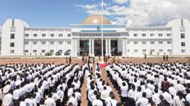 Bupati Jayawijaya Atenius Murip saat pimpin apel bagi CPNS Formasi Tahun 2024 di halaman Kantor Bupati Jayawijaya. (Foto dok: Media Pemda Jayawijaya)
