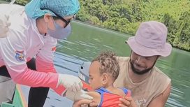 Saat pelaksanaan imunisasi di Serui, Kepulauan Yapen. (Foto dok: IST)