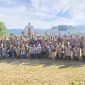 Foto bersama mahasiswa KKN Uncen dan jajaran Pemkab Kepulauan Yapen usai penyambutan. (Foto dok: Istimewa)