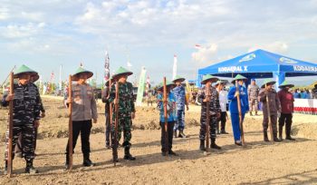 Kodaeral X Jayapura bersama Pemprov Papua, forkopimda, dan instansi terkait, melakukan penanaman kedelai seluas 20 hektare di Kabupaten Keerom. (Foto dok: IST)