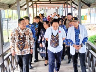 Saat kunker langsung jajaran Ditjen Farmalkes ke Rumah Sakit BLUD RSUD Mulia, Puncak Jaya. (KabarPapua.co/Agies Pranoto)