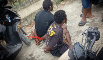 Saat pelaku curanmor ditangkap polisi di Nabire. (Foto dok: Polres Nabire)