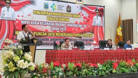 Saat Pj Sekda) Provinsi Papua Tengah Silwanus A. Soemoele membuka Raker Kesehatan Daerah Se-Provinsi Papua Tengah di Aula Sasana Kaonak, Kabupaten Puncak Jaya, Kamis, 2 Juli 2026. (KabarPapua.co/Agies Pranoto)
