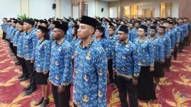 Para tenaga honorer dan CPNS Formasi 2024 di Provinsi Papua Tengah yang terima SK PNS. (KabarPapua.co/Agies Pranoto) 
