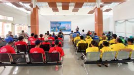 Suasana pembukaan Program Padat Karya Tahun Anggaran 2026 yang diikuti 33 peserta dari masyarakat lokal di Pelabuhan Domine Izak Samuel Kijne, Serui. (Foto dok: IST)