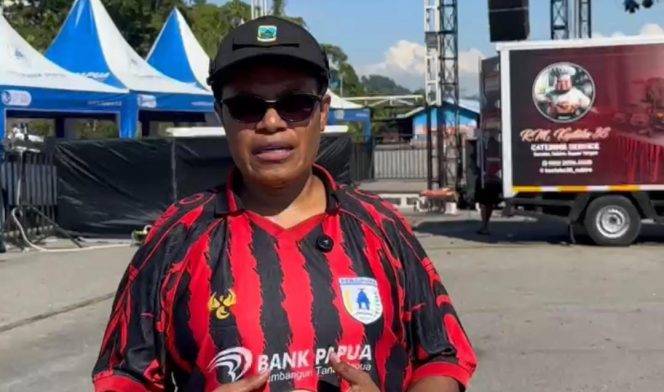 
					Kepala Biro Umum sekaligus Ketua Penyelenggara HUT ke-4 Provinsi Papua Tengah, Vivian Gobay. Foto: Agis Pranoto/KabarPapua.co