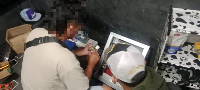 
					Lokasi rental PS di Los Pasar Entrop Distrik Jayapura Selatan yang diduga menjadi lokasi peredaran ganja dan arak. Foto: Humas Polresta Jayapura Kota