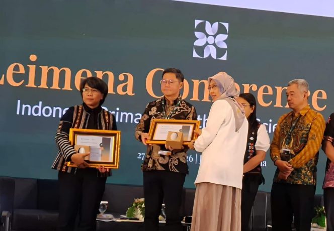 
					Kepala Dinas Kesehatan Provinsi Papua Tengah, dr. Agus memaparkan inovasi