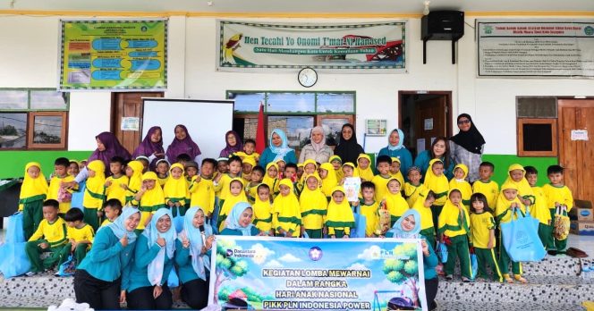 
					PLN UP UBP Holtekamp gelar lomba mawarnaia pada momen Hari Anak Nasional 2026. Foto:PLN IP UBP Holtekamp