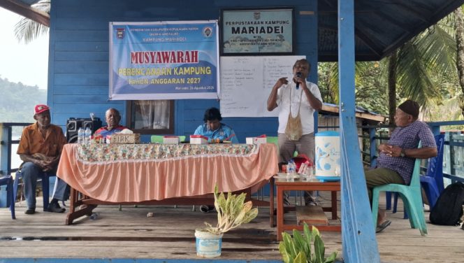 
					Pemerintah Kampung Mariadei, Distrik Anotaurei, Kabupaten Kepulauan Yapen menggelar Musyawarah Perencanaan Kampung (Musrenbang) untuk menghimpun usulan program pembangunan Tahun Anggaran 2027.Foto: Ainun Faathirjal/Kabarpapua.co