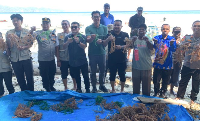 
					Festival Teluk Mioka 2026 di Kampung Sarwandori, Kabupaten Kepulauan Yapen, Provinsi Papua dilaksanakan Sabtu 22 Agustus 2026.   Foto: Ainun Faathirjal/KabarPapua.co