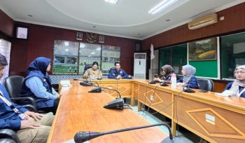 Tim Ekspedisi Patriot IPB University 2026. saat berada di Merauke. Foto: ist