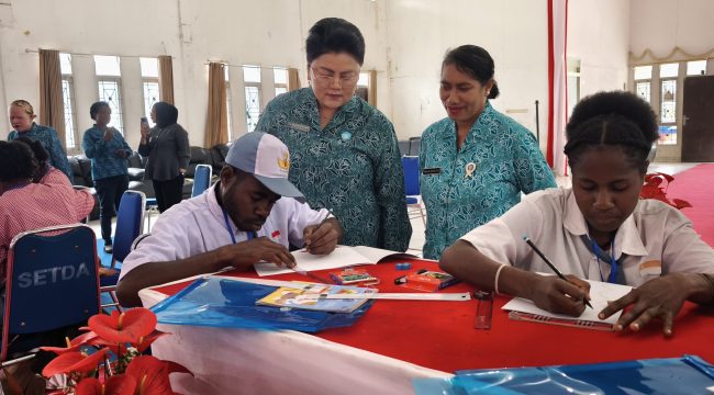TP PKK Kabupaten Puncak wadahi kreativitas pelajar jelang HUT ke-81 RI. Foto: Diskominfo Puncak