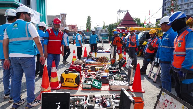
					Apel siaga kelistrikan di Papua jelang HUT ke-81 RI. Foto: PLN Papua 