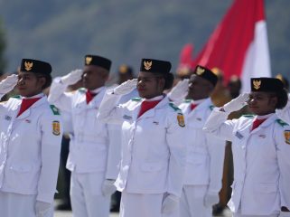 Paskibra kabupaten Puncak pada perayaan HUT ke-81 RI di Ilaga, Kabupaten Puncak. Foto: Diskominfo Puncak 