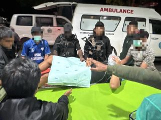 Personel Polres Ilu tertembak saat patroli. Foto: Satgas Damai Cartensz  